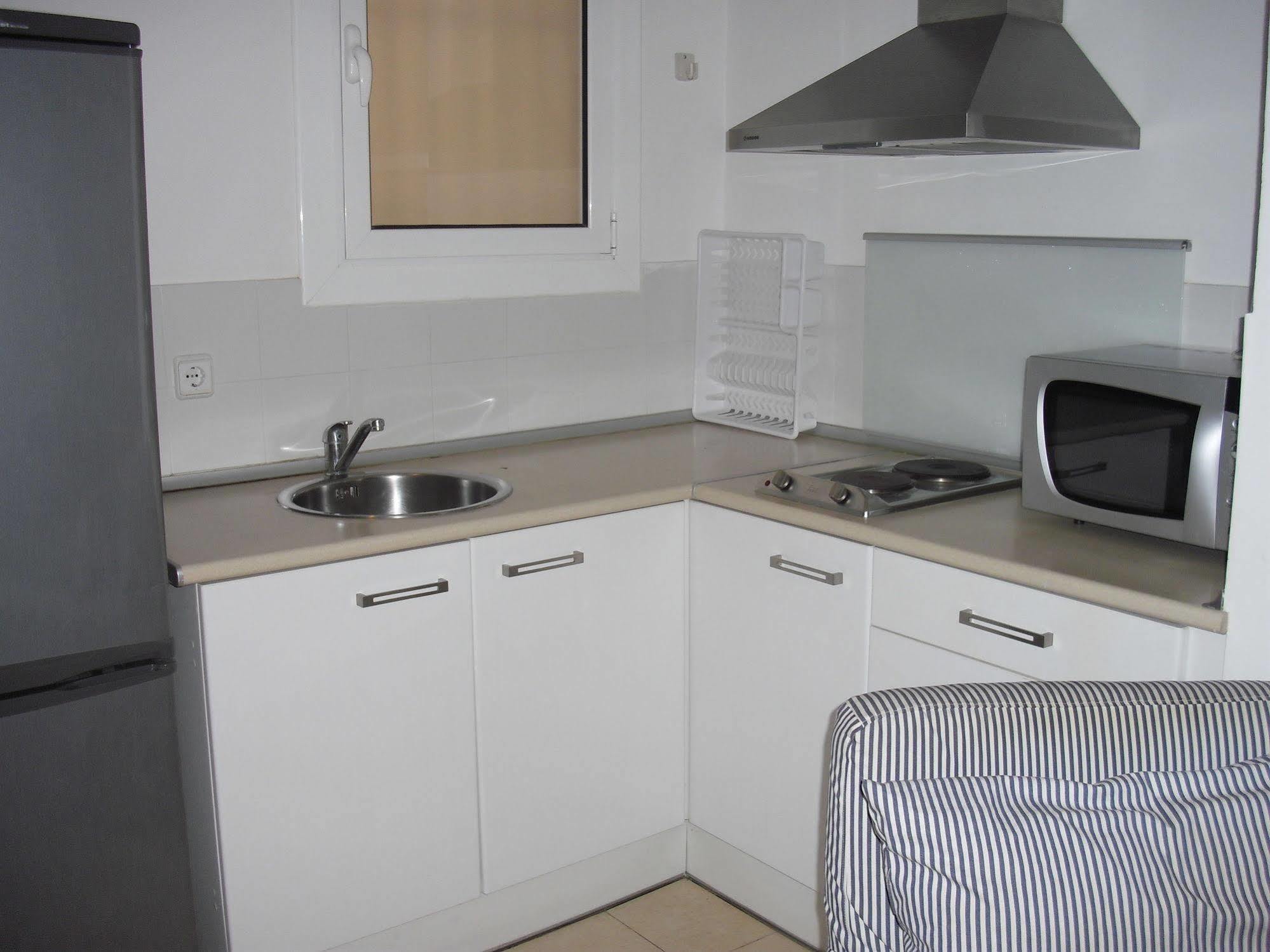 Apartaments Travessera Parc Gueell Barcelona Exterior foto